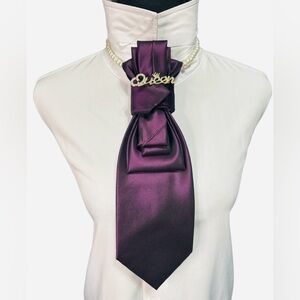 Elegant Purple Necktie with Good Queen Brooch
